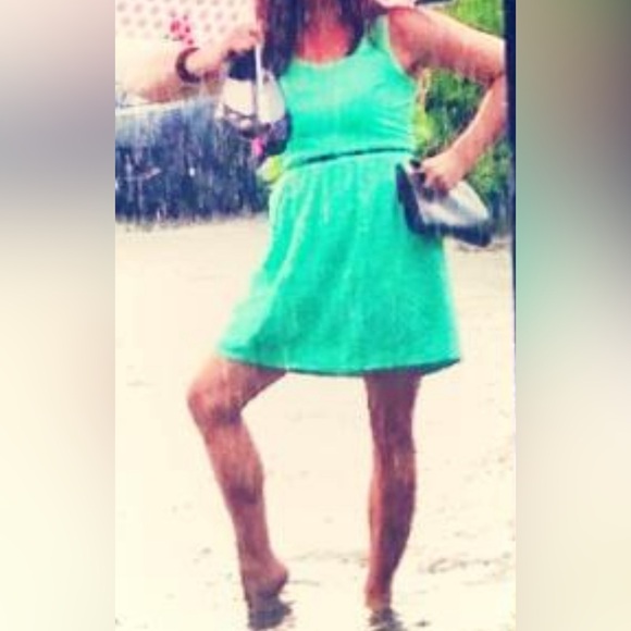 Teal Kensie dress with belt size M. - Picture 3 of 3